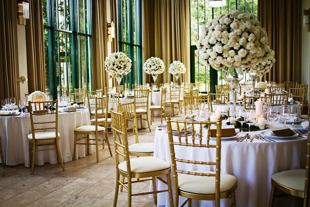 Hotel Kristaly Imperial 터터 외부 사진