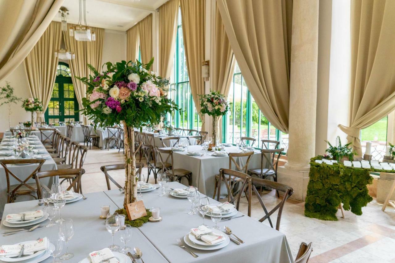Hotel Kristaly Imperial 터터 외부 사진